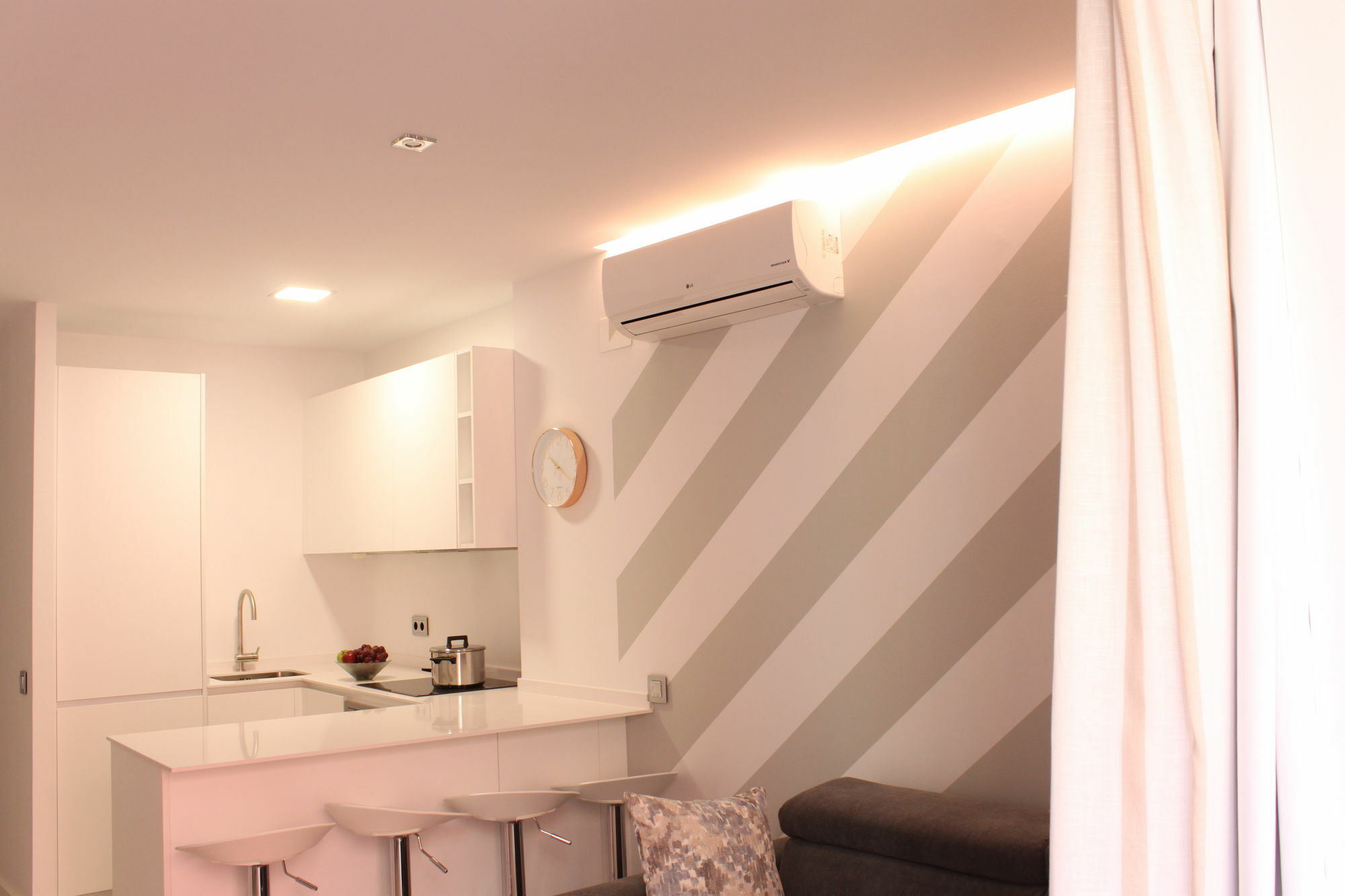 Life Apartments Santo Rey 塞维利亚 外观 照片